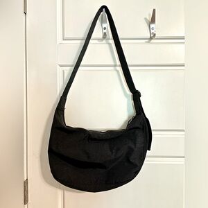 Black Baggu Medium Crescent Bag